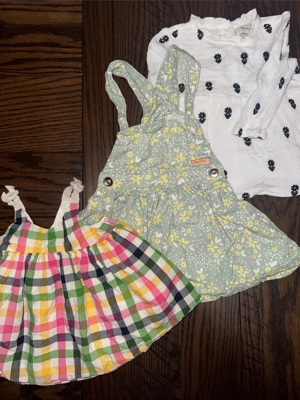 🍼🌹12 M Baby Girl Lot; Two Tops, One Dress🍼🌹